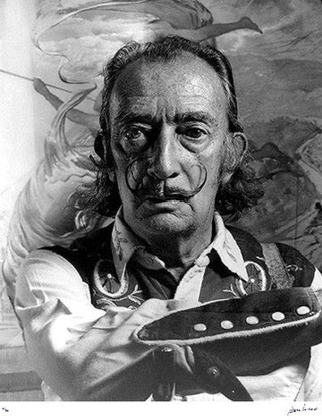 Dalí en traje de torero